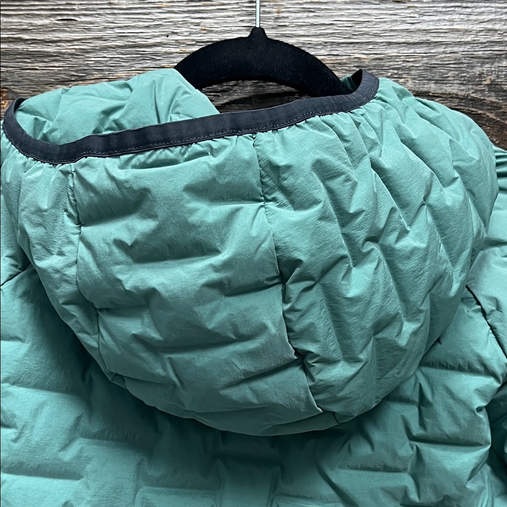 Mountain Hardware Stretch Down Pullover Teal Quil… - image 8